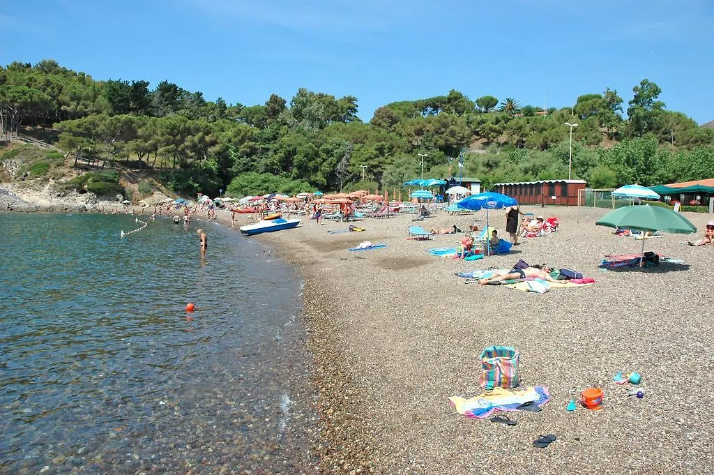 Baia Fiorita Appartement Porto Azzurro